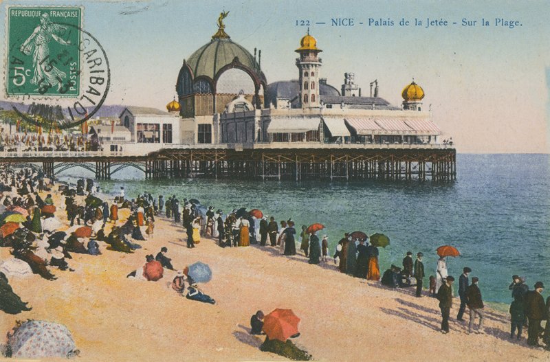 Plaj ve Palais de la Jetee, Nice. 1913 yılında gönderilen kartpostal. by French Photographer