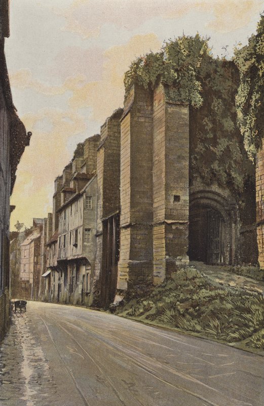 Beaumont-le-Roger, Eski manastırın girişi by French Photographer
