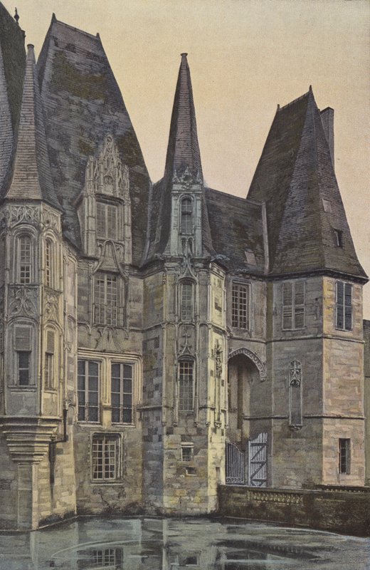 Chateau DO, Girişin ön tarafı by French Photographer