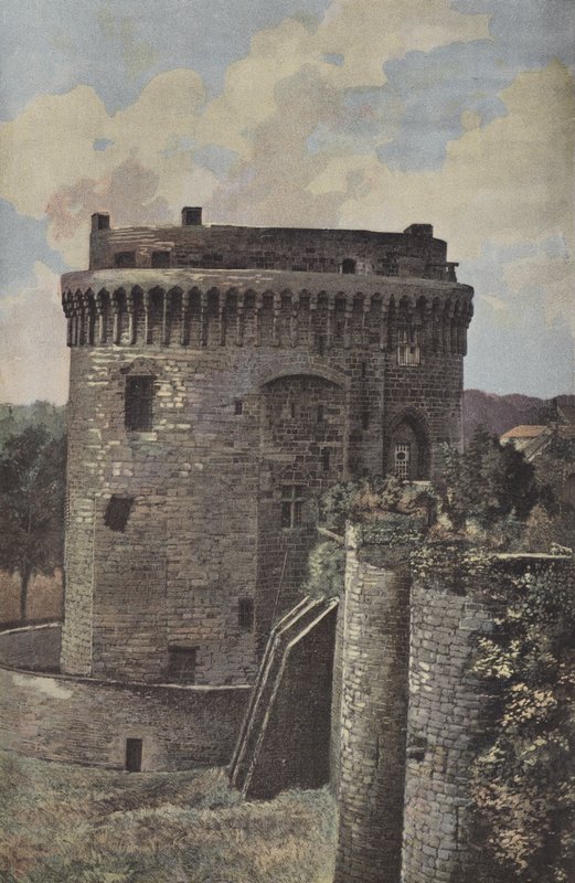 Dinan, Brittany Dükleri Eski Şatosu (Hapishane) by French Photographer