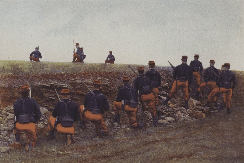 Fransız piyadeleri manevra yapıyor (renkli fotoğraf) by French Photographer