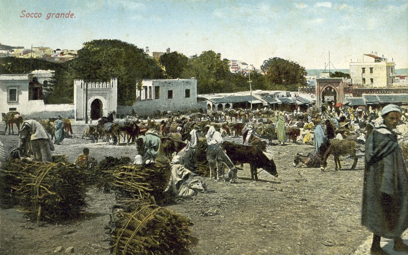 Grand Socco, Tanca, Fas (renkli fotoğraf) by French Photographer