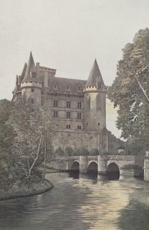 La Rochefoucauld, Chateau, Tardoire kıyılarından görünüm by French Photographer