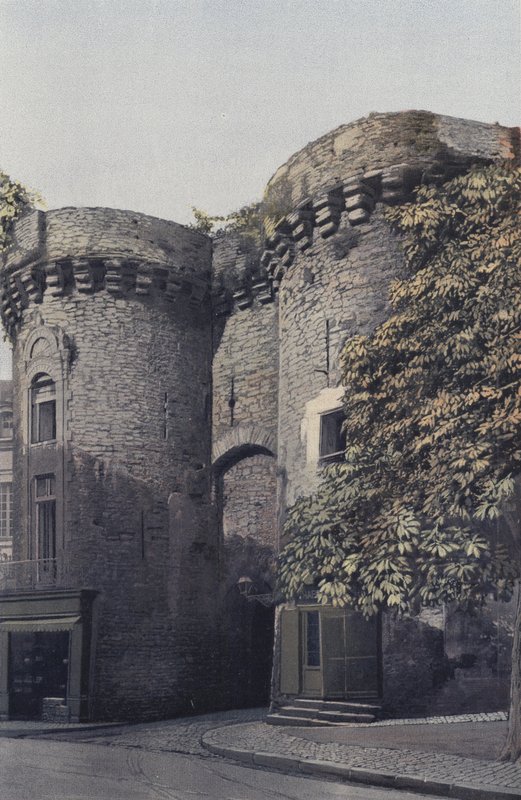 Laval, Porte Beucheresse, Cote S O by French Photographer
