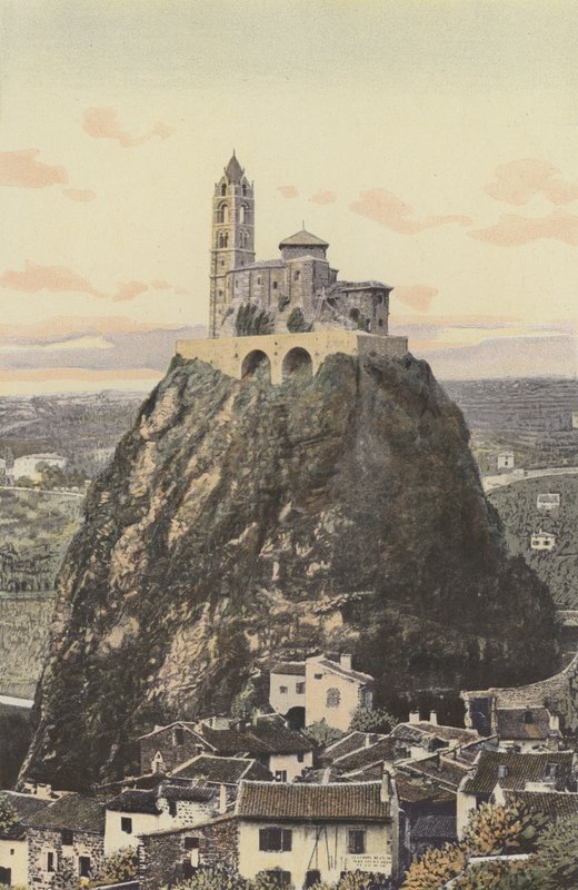 Le Puy, Saint-Michel Kilisesi, Aiguilhe kayasının tepesinde by French Photographer