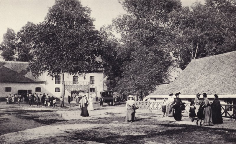 1903