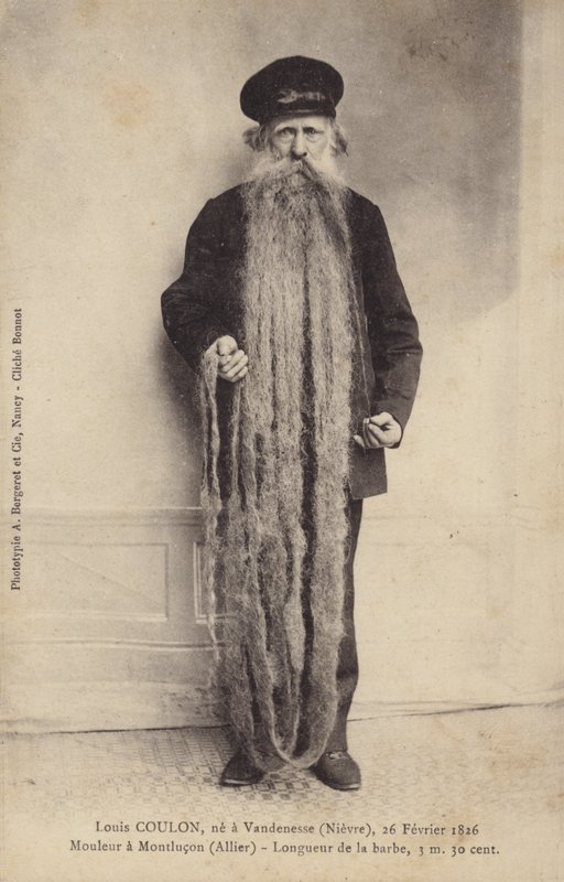 Adam son derece uzun sakallı by French Photographer
