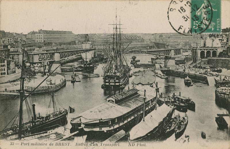 Brest, Fransa'daki askeri liman. 1913 yılında gönderilen kartpostal. by French Photographer