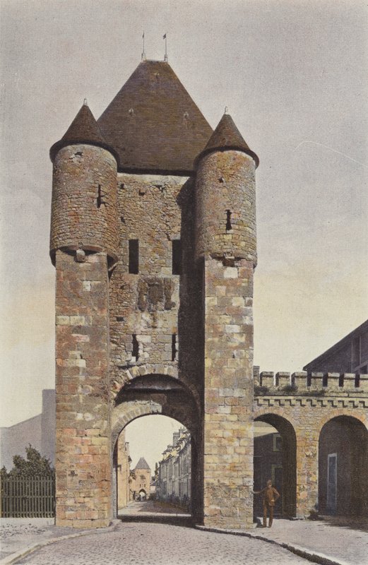 Moret-sur-Loing, Porte de Paris by French Photographer