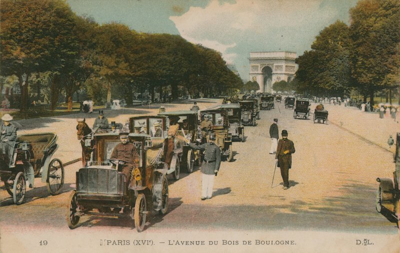 Paris, Avenue du Bois de Boulogne. 1913 yılında gönderilen kartpostal. by French Photographer