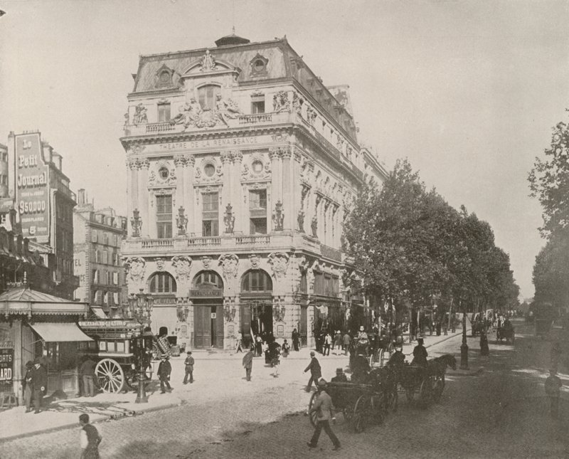 Paris: Rönesans Tiyatrosu (s/b fotoğraf) by French Photographer