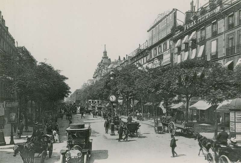 İtalyanlar Bulvarı, Boulevard des Italiens perspektifi (fotogravür) by French Photographer