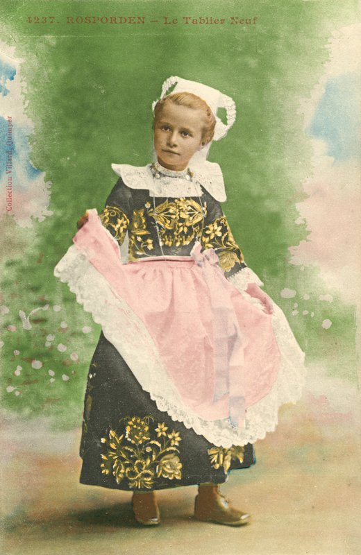 Rosporden, Yeni Önlük by French Photographer