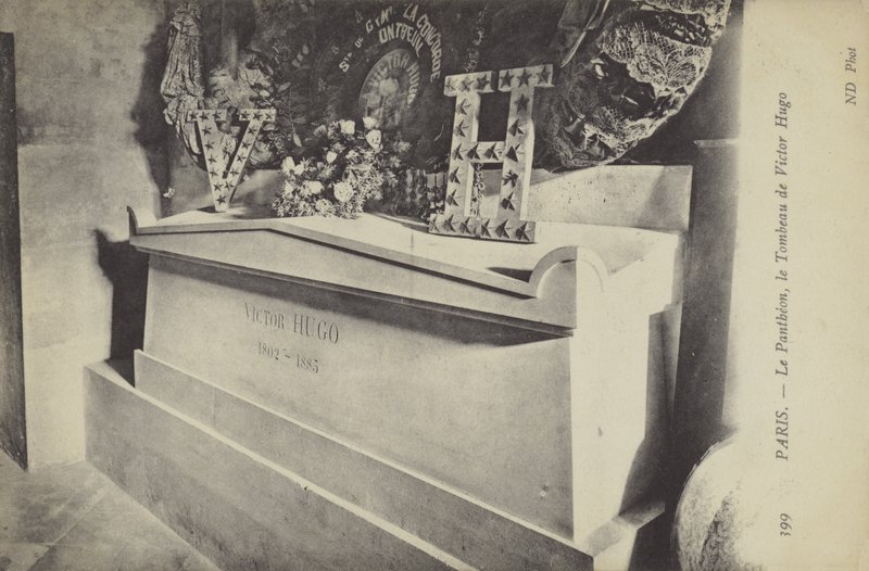 Pantheon, Paris, Victor Hugo Mezarı (s/b fotoğraf) by French Photographer