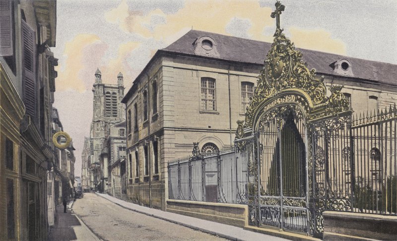 Troyes, Hotel-Dieu ve Katedral by French Photographer