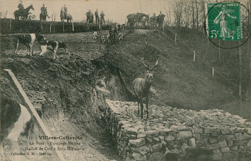 Villers-Cotterets. La Foret - Aptal-la-Poterie'de Menier Hallali de Cerf ekibi. 1913 yılında gönderilen kartpostal. by French Photographer