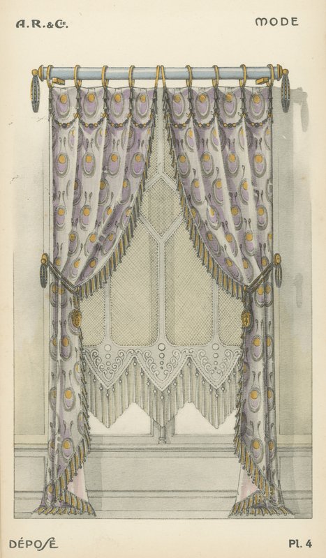 A R & Cie, Fransa