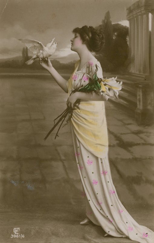 1913