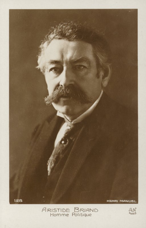 Aristide Briand (b/w fotoğraf) by Henri Manuel