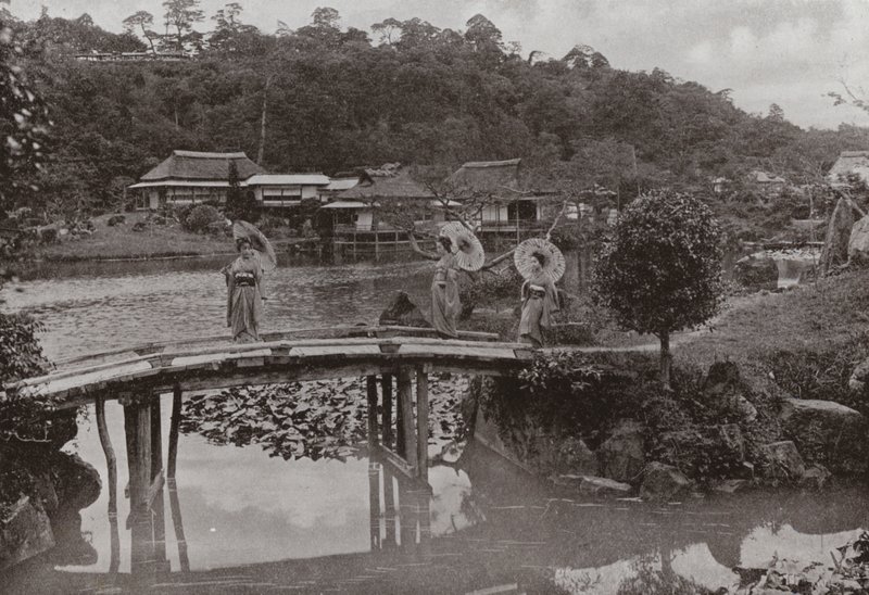 Hikone (s/b fotoğraf) by Herbert Ponting