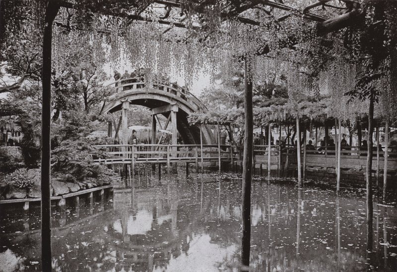 Kameido (s/b fotoğraf) by Herbert Ponting
