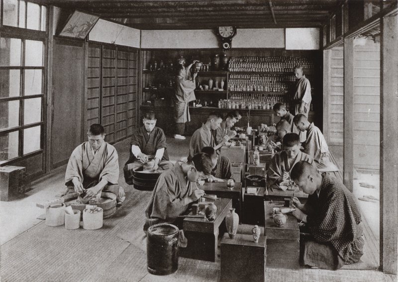 Namikawa'nın Çalışma Odası ve Personeli (s/b fotoğraf) by Herbert Ponting