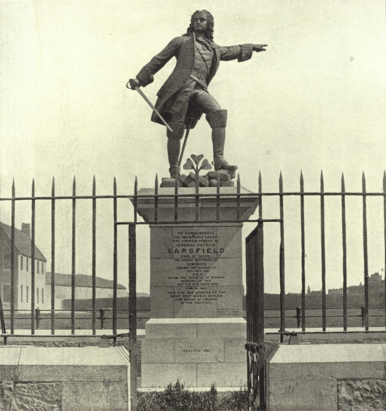 Sarsfield Heykeli, Limerick (s/b fotoğraf) by Irish Photographer