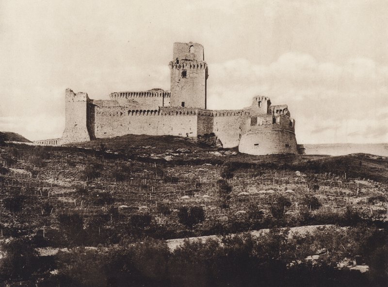 Assisi: La Rocca, 14. yüzyıl (s/b fotoğraf) by Italian Photographer