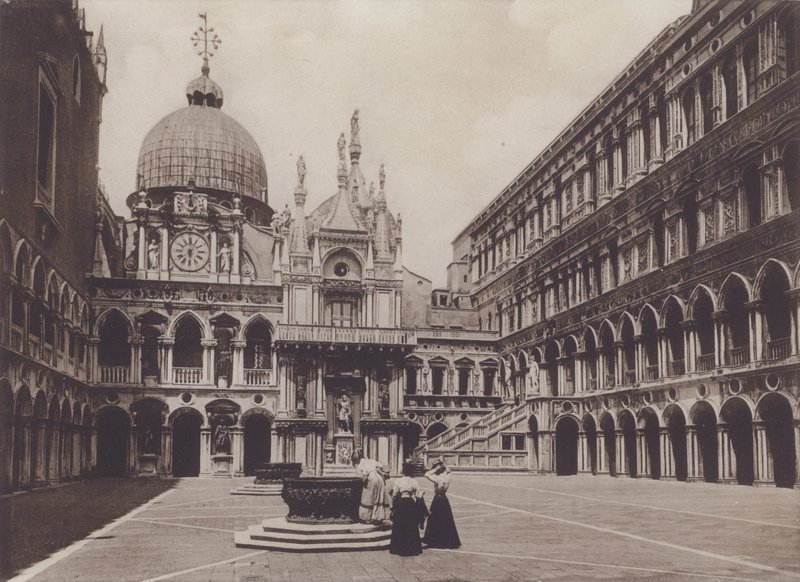 Palazzo Ducale avlusu (s / b fotoğraf) by Italian Photographer