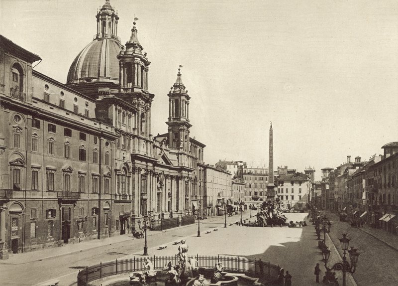 Navona Meydanı by Italian Photographer
