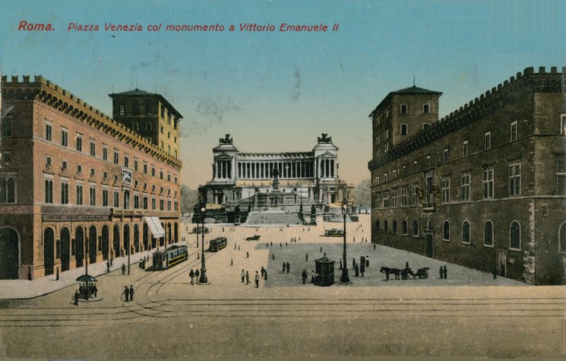 Piazza Venezia ve İtalya Kralı II. Victor Emmanuel Anıtı, Roma. 1913 yılında gönderilen kartpostal. by Italian Photographer