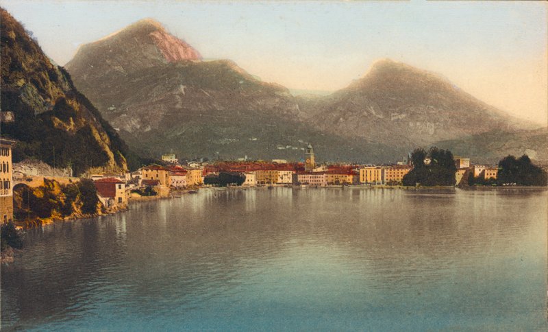 Riva, Garda Gölü (renkli fotoğraf) by Italian Photographer