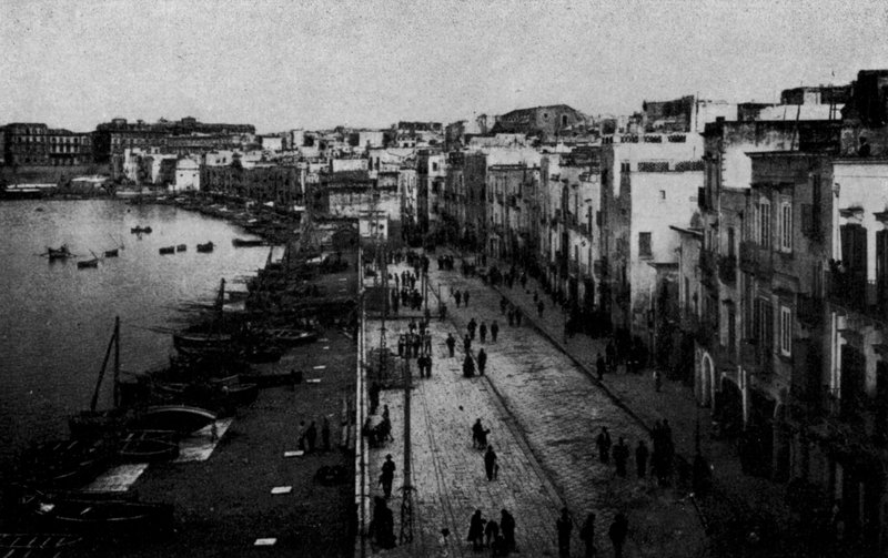 Taranto, Eski Şehir, Panorama (s / b fotoğraf) by Italian Photographer