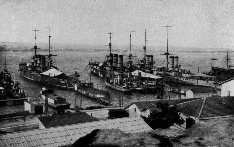 Taranto, Regie Navi Roma, Napoli, San Giorgio, Mar Piccolo