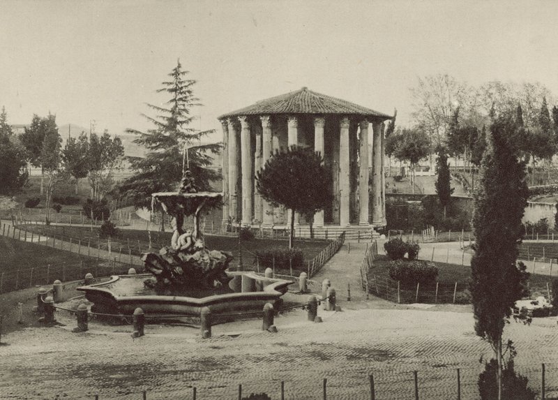 Vesta Tapınağı by Italian Photographer