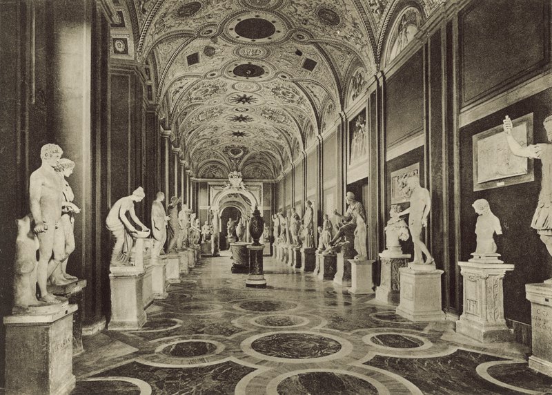 Vatikan Müzesi, Heykel Salonunun içi by Italian Photographer