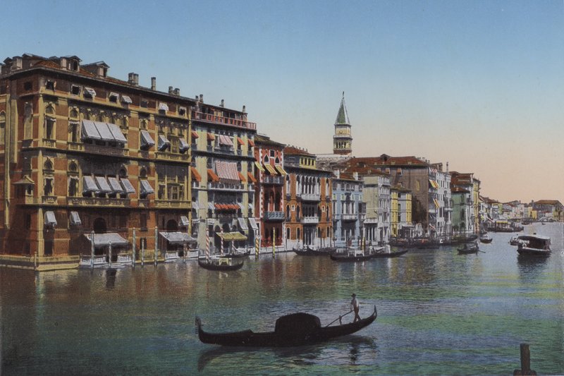 Venedik, Büyük Kanal, Otelden Kaçış by Italian Photographer