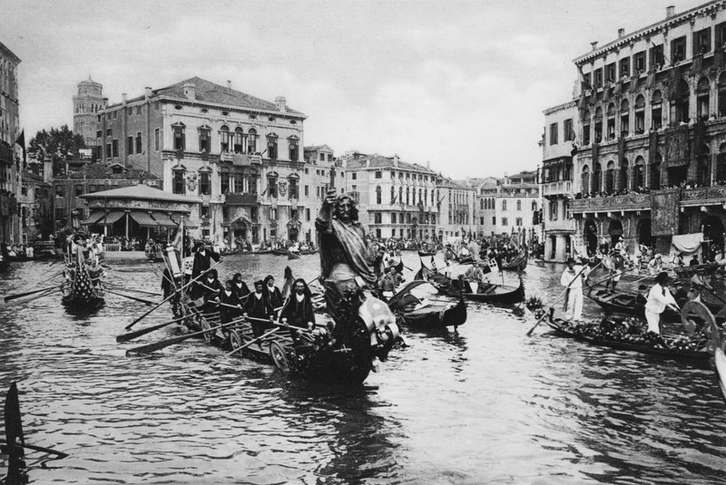 Venedik, Büyük Kanal kutlamada (s / b fotoğraf) by Italian Photographer