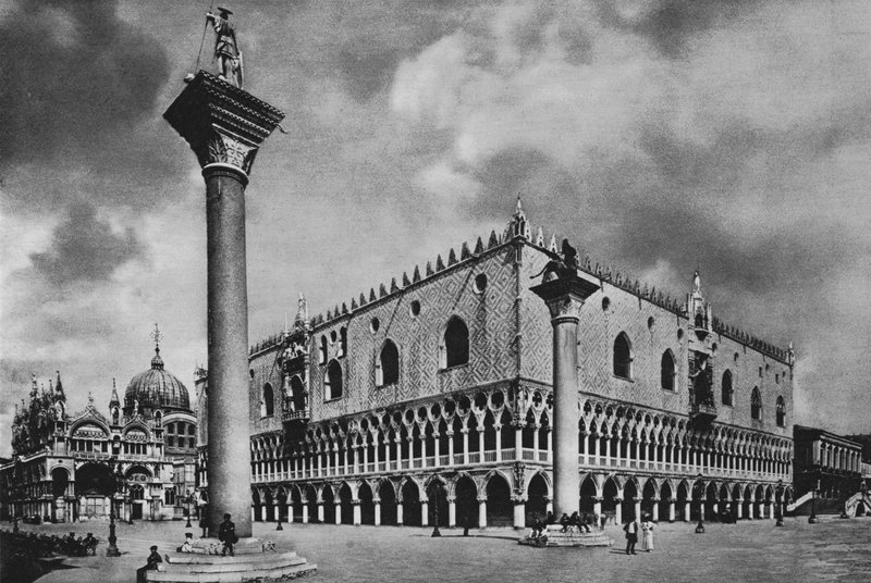 Venedik, Doge Sarayı (s / b fotoğraf) by Italian Photographer