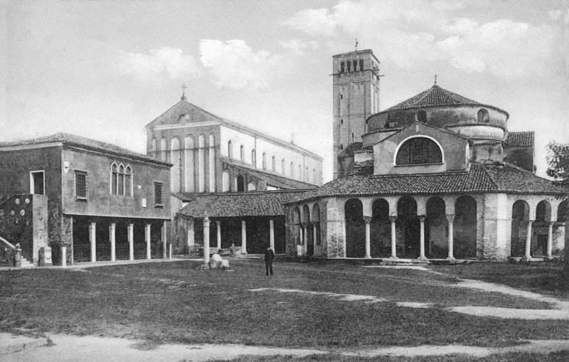 Venedik, Torcello, Chiesa Di S Fosca (s / b fotoğraf) by Italian Photographer