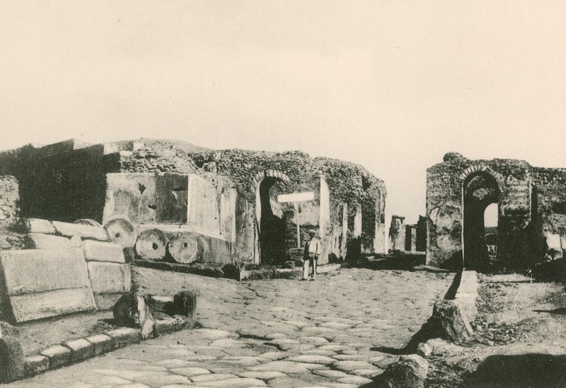 Olduğu gibi Herculaneum Kapısı (gravür) by Italian School