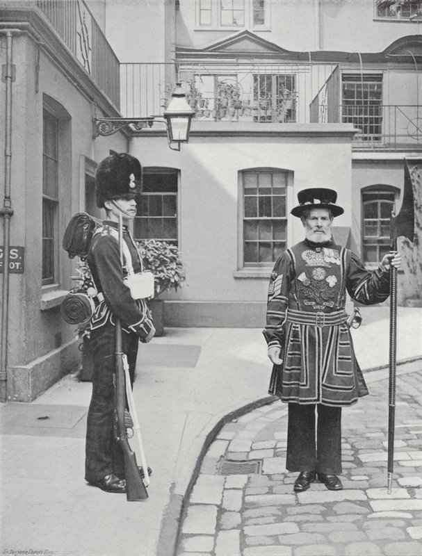 Devlet Cellat, Baltayı Dışa Döndürdü by J. Benjamin Stone