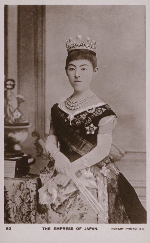 İmparatoriçe Shoken, Japonya İmparatoru Meiji