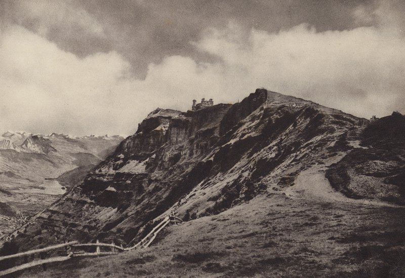 Rigi Kulm, tepedeki otel (s/b fotoğraf) by Jean Gaberell