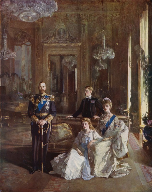 King George V, Queen Mary, Galler Prensi ve Prenses Mary Beyaz Çizim Odasında, Buckingham Sarayı, Londra, 1913 by John Lavery