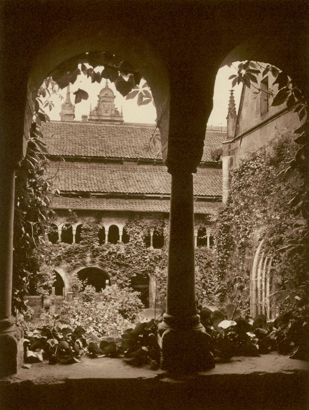Hildesheim, katedral, manastır; Hildesheim, Katedral Manastırı (s/b fotoğraf) by Kurt Hielscher