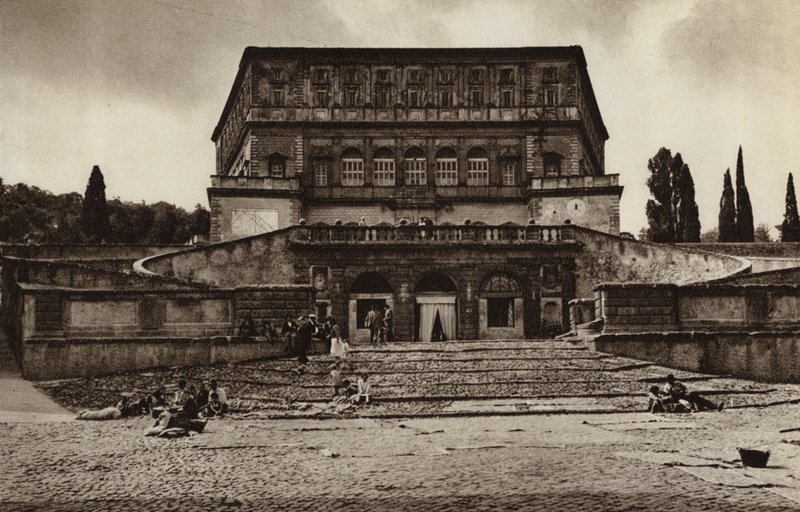 İtalya: Caprarola, Palazzo Farnese (s / b fotoğraf) by Kurt Hielscher
