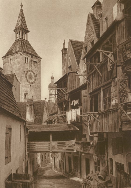 Landsberg am Lech, The Hexenwinkel; Landsberg on the Lech, The "Hexenwinkel" (s/b fotoğraf) by Kurt Hielscher
