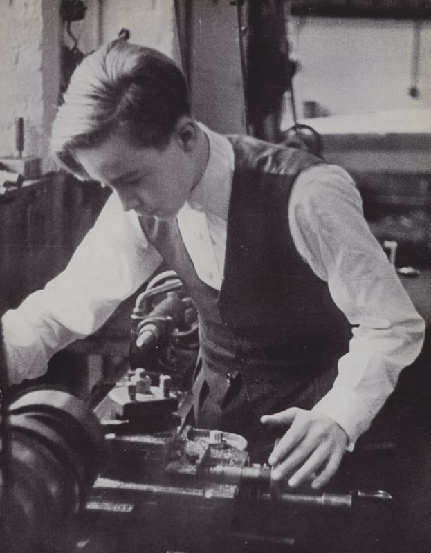 Mekanik Okulu, Eton (s/b fotoğraf) by Laszlo Moholy Nagy