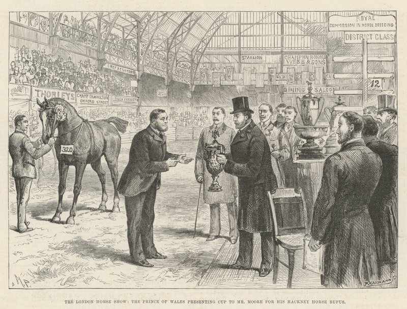 Londra Horse Show, Galler Prensi Hackney Horse Rufus'u için Bay Moore'a Kupa sunuyor by Melton Prior